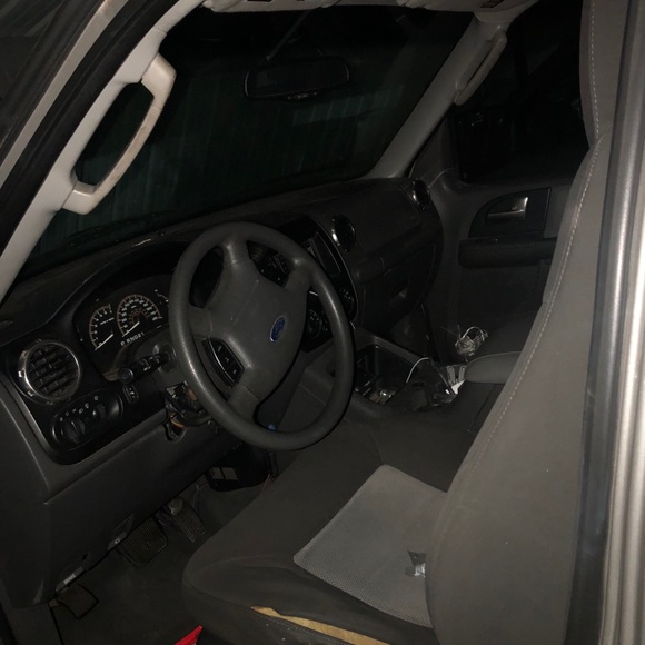 Car - Picture 6 of 8